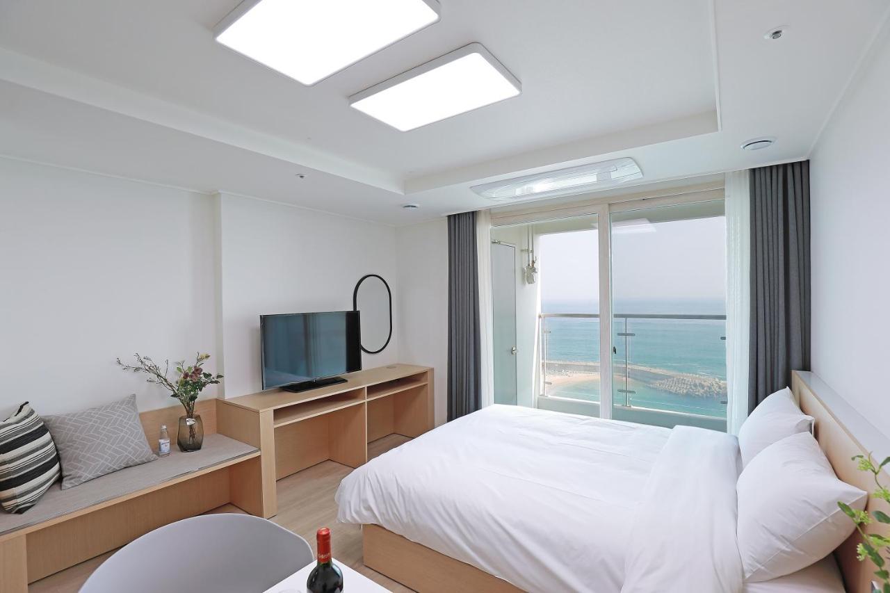 Sota Suite Sokcho Heavenmark Exterior photo