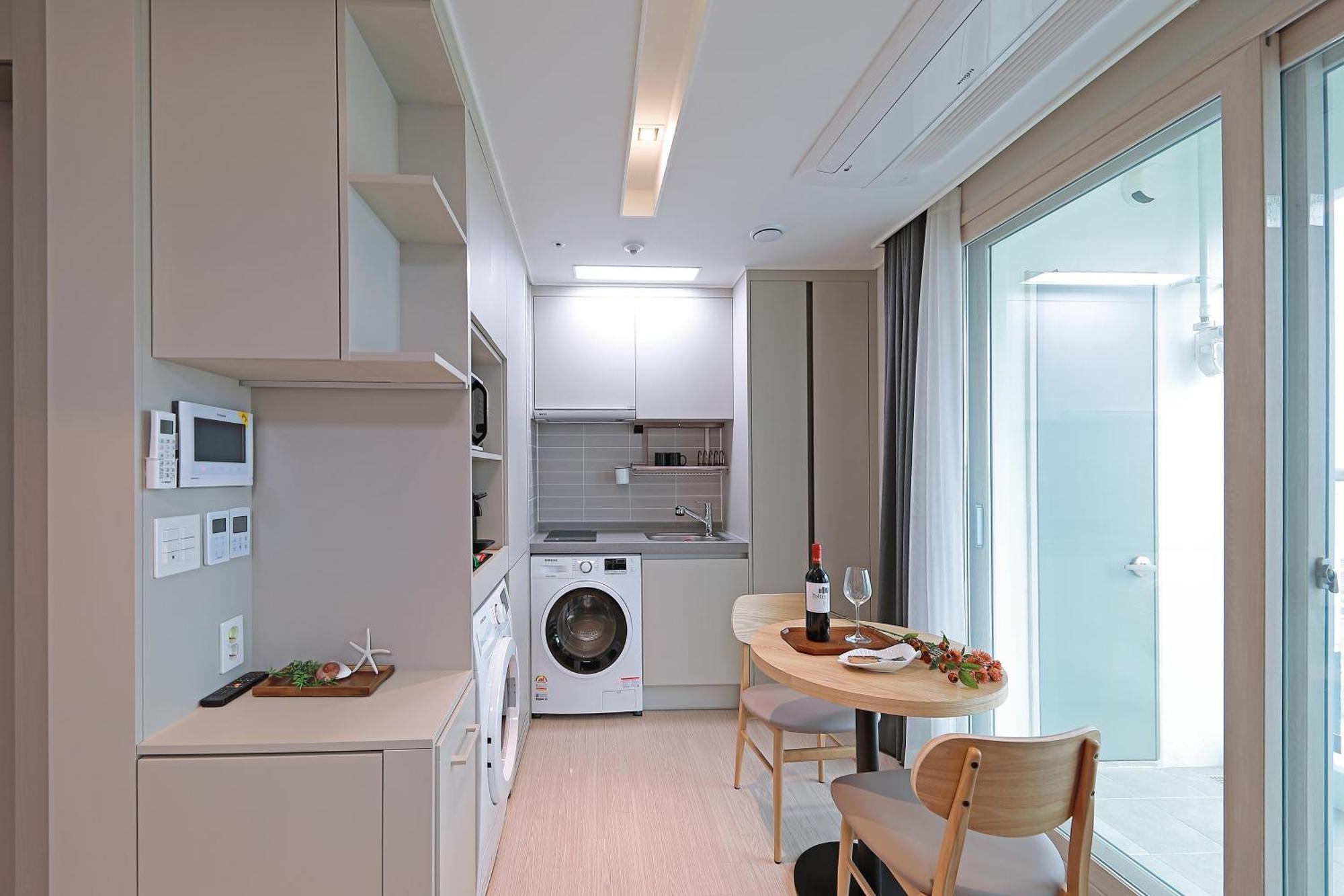 Sota Suite Sokcho Heavenmark Exterior photo